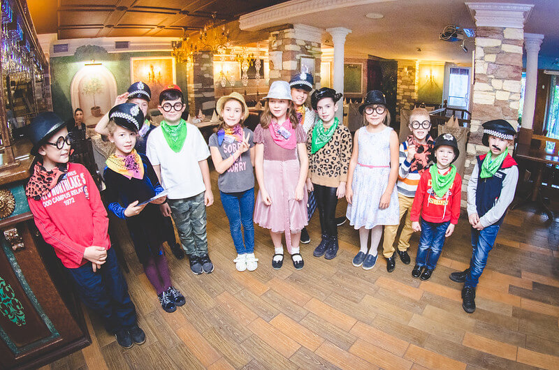 Сценарии квестов на 8 марта в Madrid