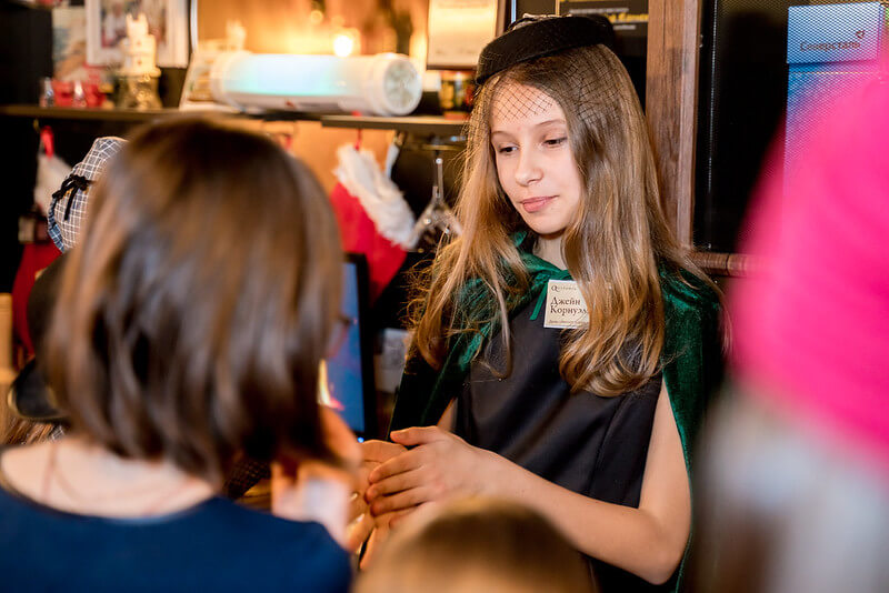 Как необычно отметить 8 марта в школе вместе с Квесторией в Madrid