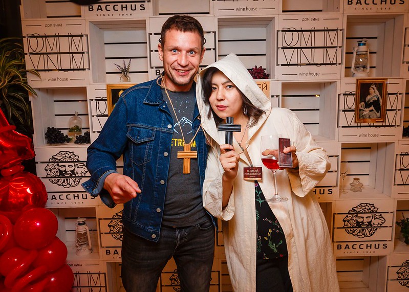 Тыквенные фонари и декорации для квеста на Хэллоуин в Madrid